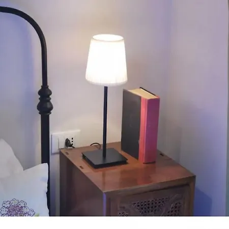 Wonderful Ponte Vecchio At A Breath. Apartment *