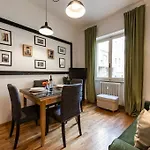 Wonderful Ponte Vecchio At A Breath. Apartamento Florencia